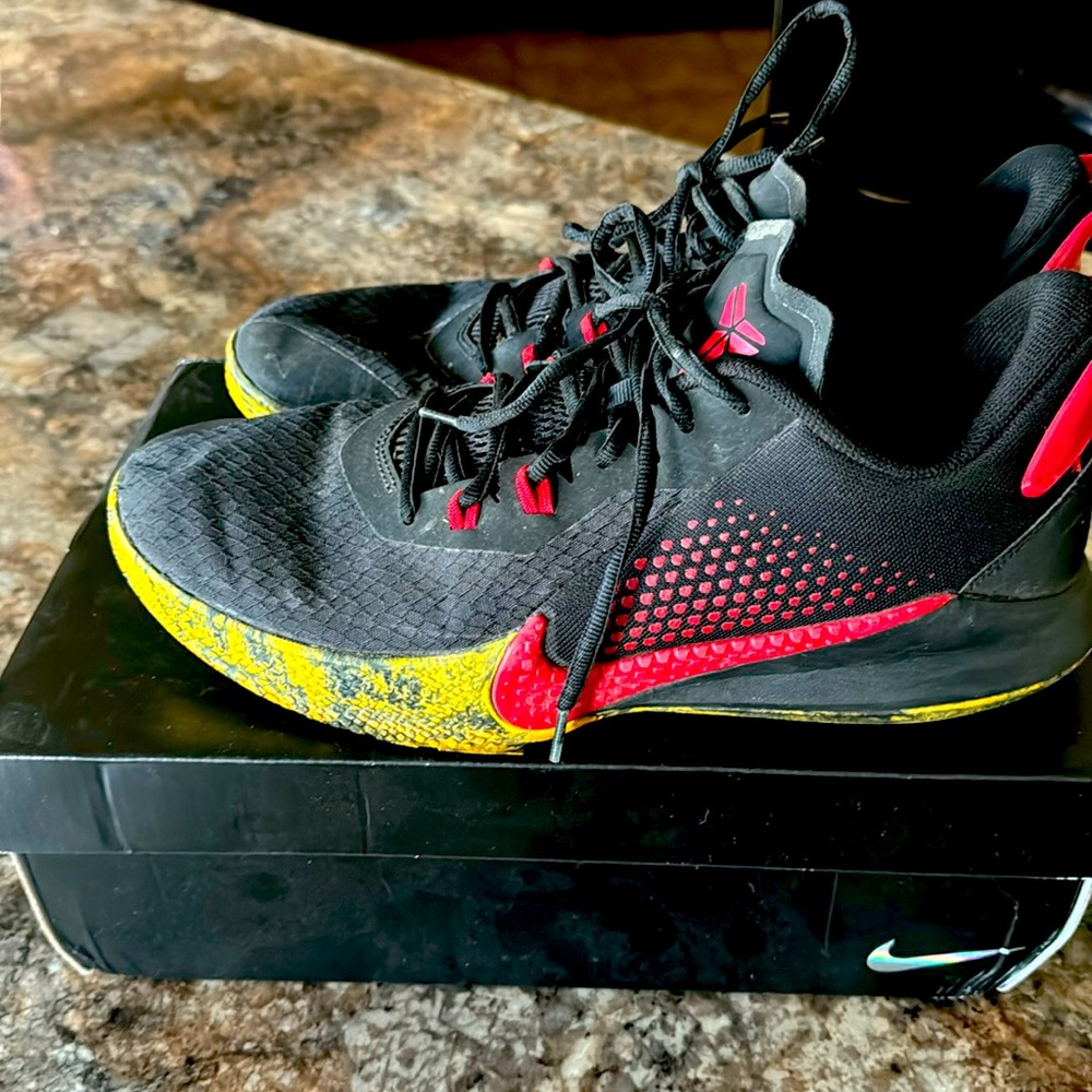 MAMBA FURY mens basketball shoes!